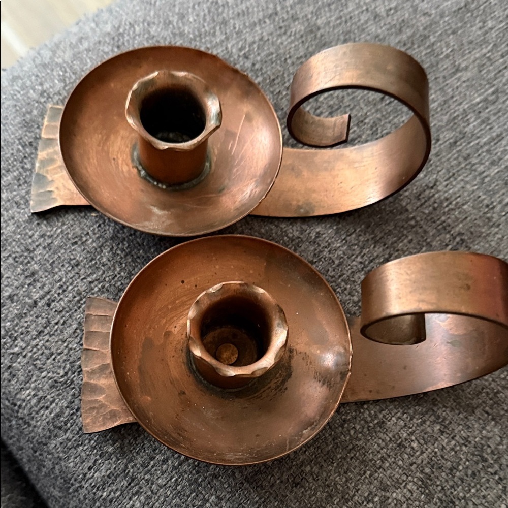 Set of 2/ gorgeous Vintage Erhard Glander Hand Hammered
Copper Candleholders G8